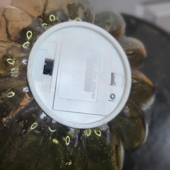 Beautiful Hand Blown Amber Glass Light up Pumpkin For Fall 6"×8" - Picture 6 of 9